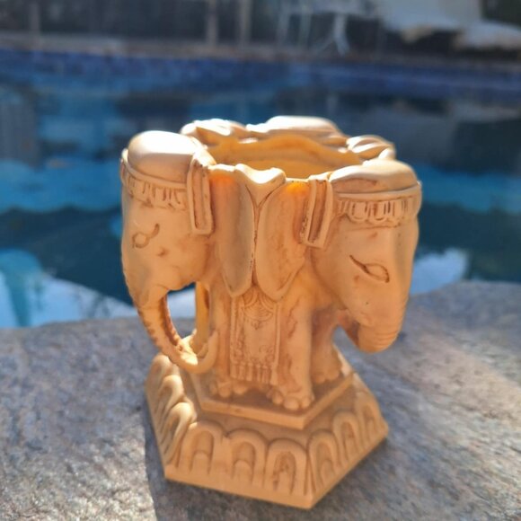 Interesting Vintage African Carved Stone Three Headed Elephant Candle Holder - Picture 5 of 8